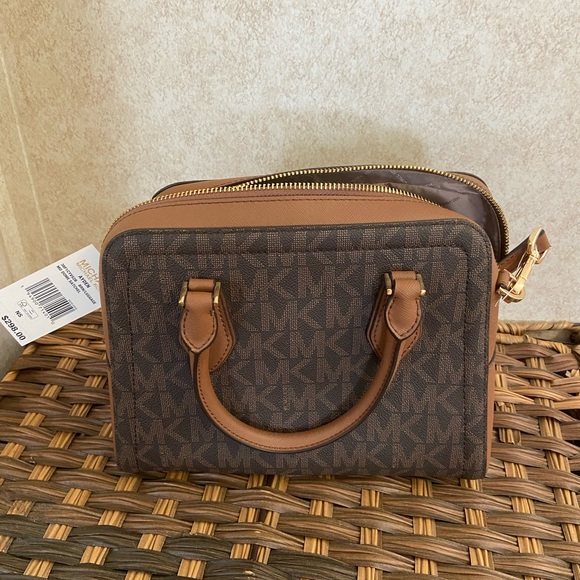 Michael Kors Purse - Picture 2 of 3